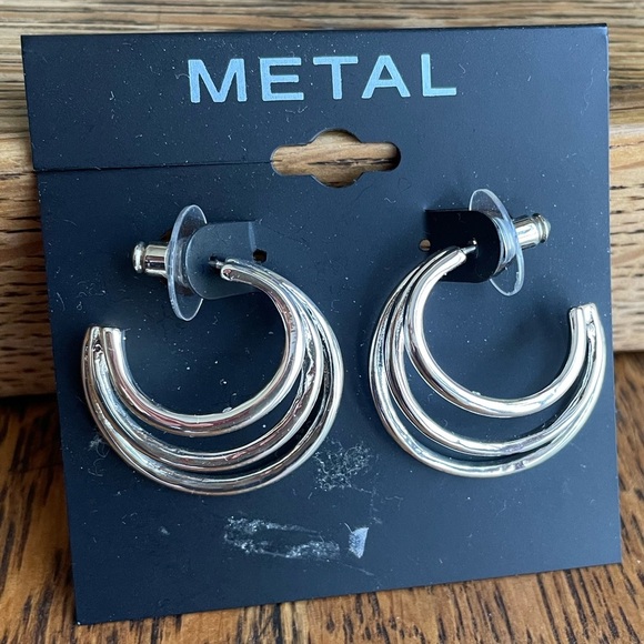 Triple Hoop Earrings Silver Stud Back Pierced - Picture 1 of 3